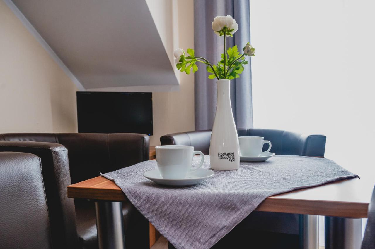 Hotel Nad Morzem- Art-Pension Swierzno Ngoại thất bức ảnh