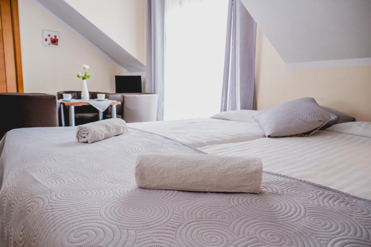 Hotel Nad Morzem- Art-Pension Swierzno Ngoại thất bức ảnh