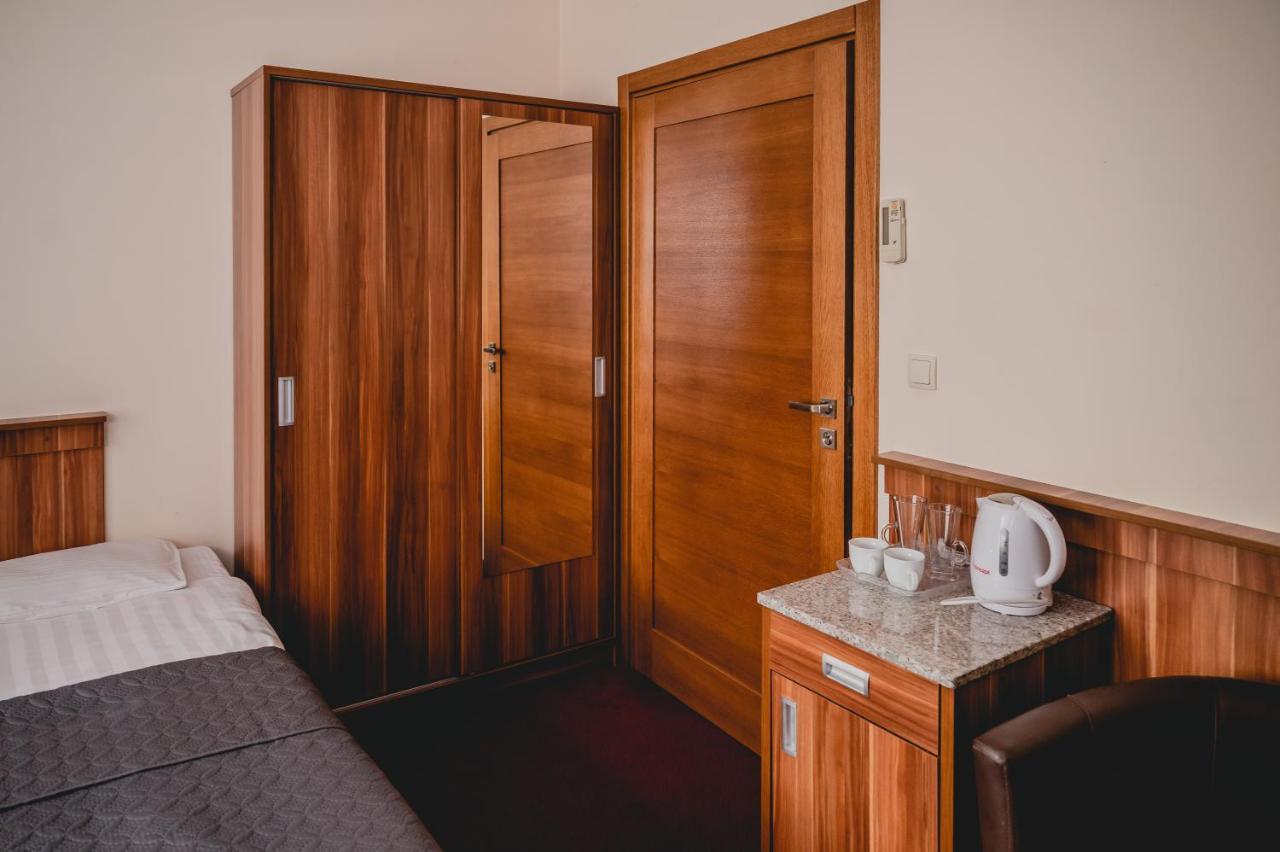 Hotel Nad Morzem- Art-Pension Swierzno Ngoại thất bức ảnh