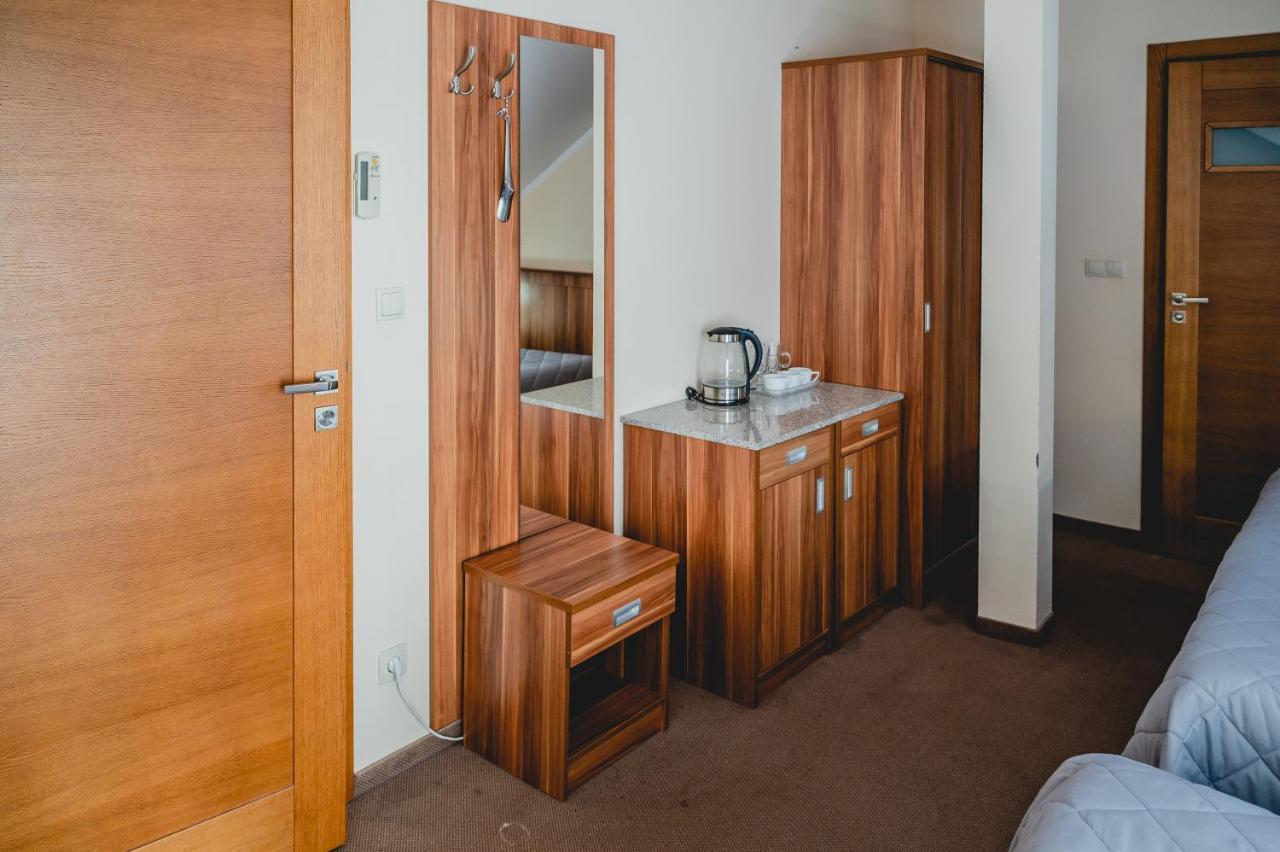 Hotel Nad Morzem- Art-Pension Swierzno Ngoại thất bức ảnh