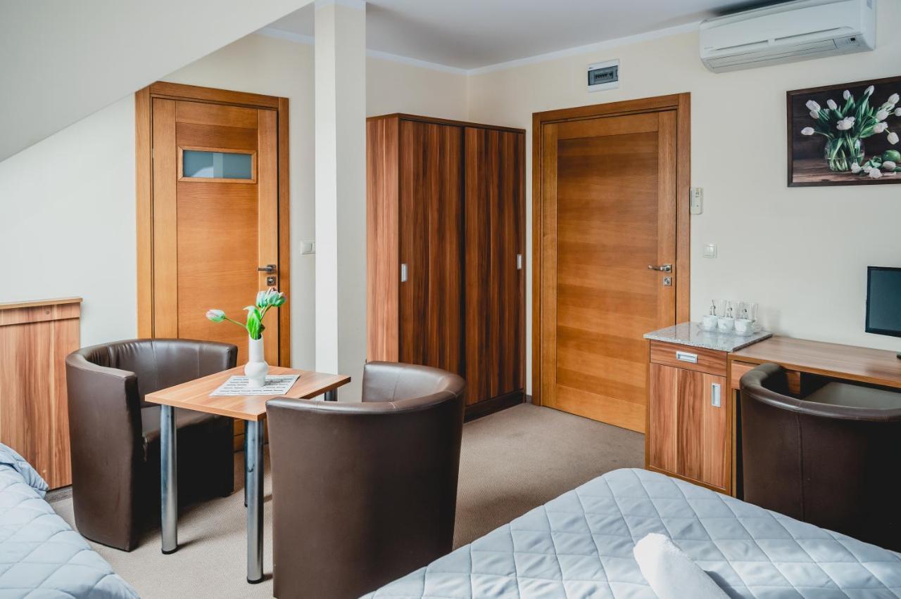 Hotel Nad Morzem- Art-Pension Swierzno Ngoại thất bức ảnh