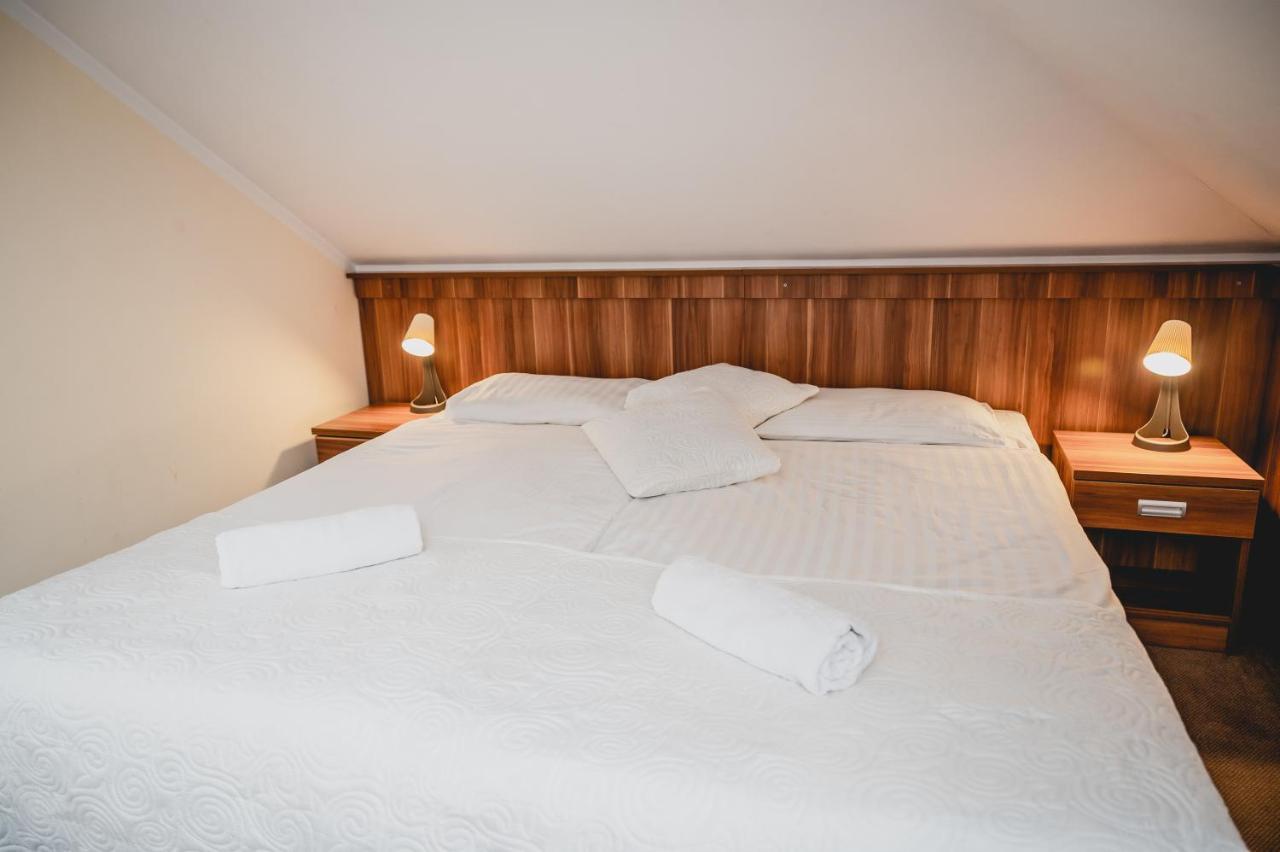 Hotel Nad Morzem- Art-Pension Swierzno Ngoại thất bức ảnh