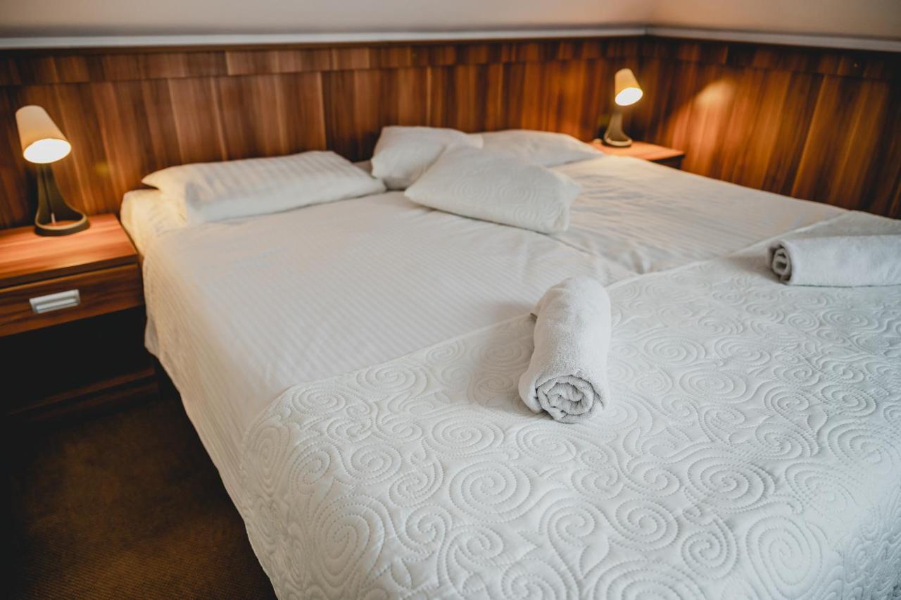 Hotel Nad Morzem- Art-Pension Swierzno Ngoại thất bức ảnh